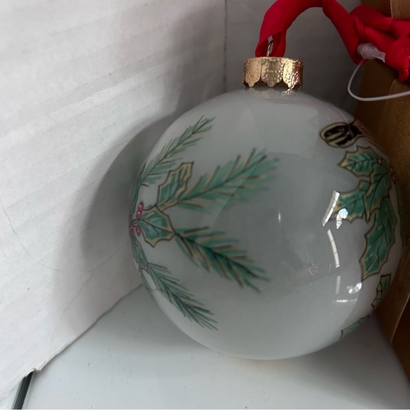 Christmas Tree Ornament CARDINALS Blown Glass Hand Blown INSIDE-Painted/gift box - Picture 7 of 14